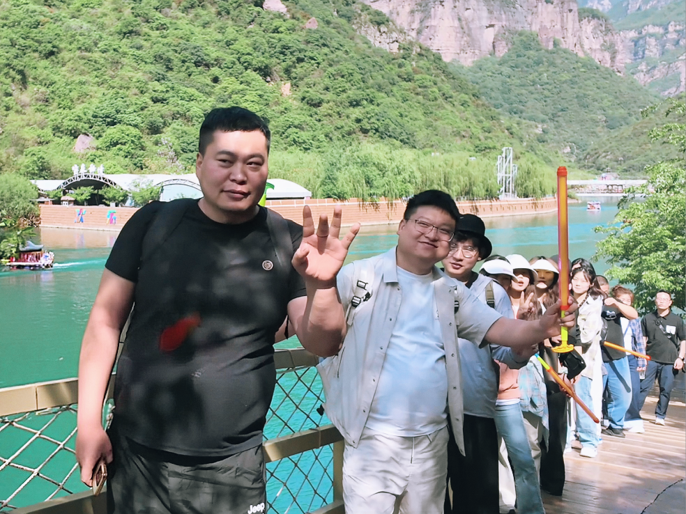 卓升装饰新乡宝泉团建之旅